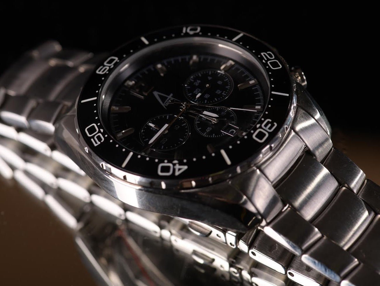 IRIOS Monarch Black - Irios Watches